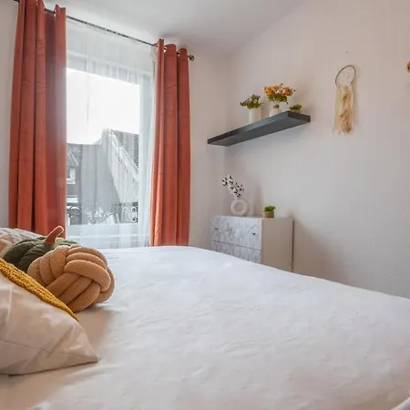 Centre Parking Gratuit Bars Restaurants Apartament *