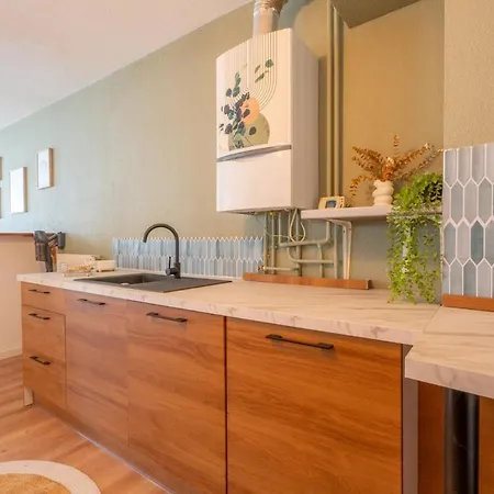 Apartament Centre Parking Gratuit Bars Restaurants *